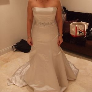 Michelle Roth -Mariah wedding dress